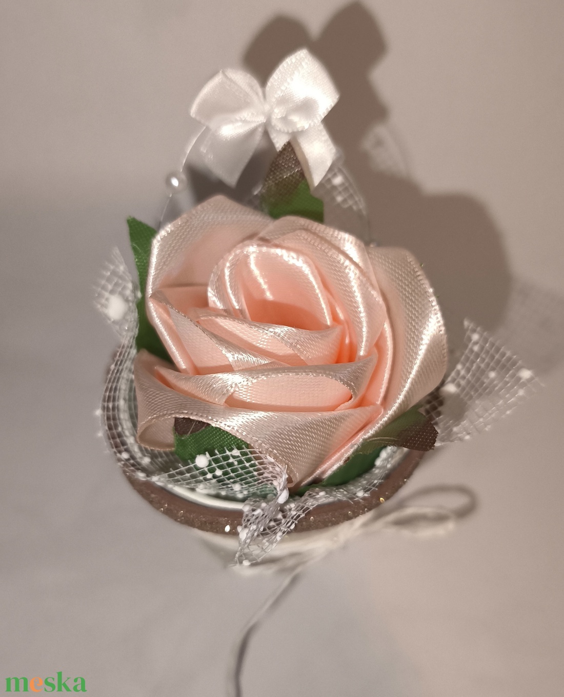 Édes kis ajándékozható szatén rózsa  - otthon & életmód - papír, írószer - ajándékozás kellékei - ajándékkísérő - Meska.hu