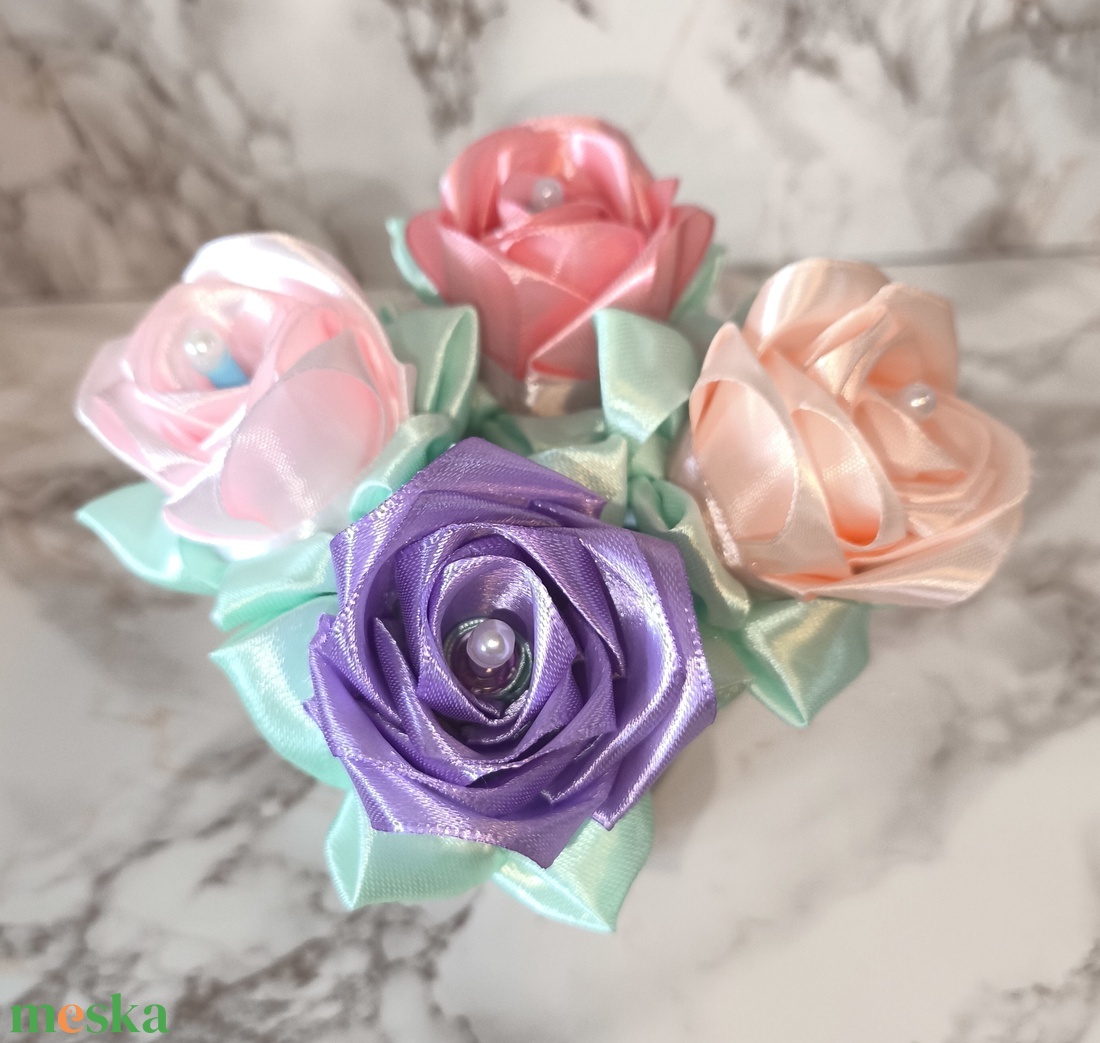 Szatén rózsa tollak - otthon & életmód - papír, írószer - ceruza & toll - Meska.hu