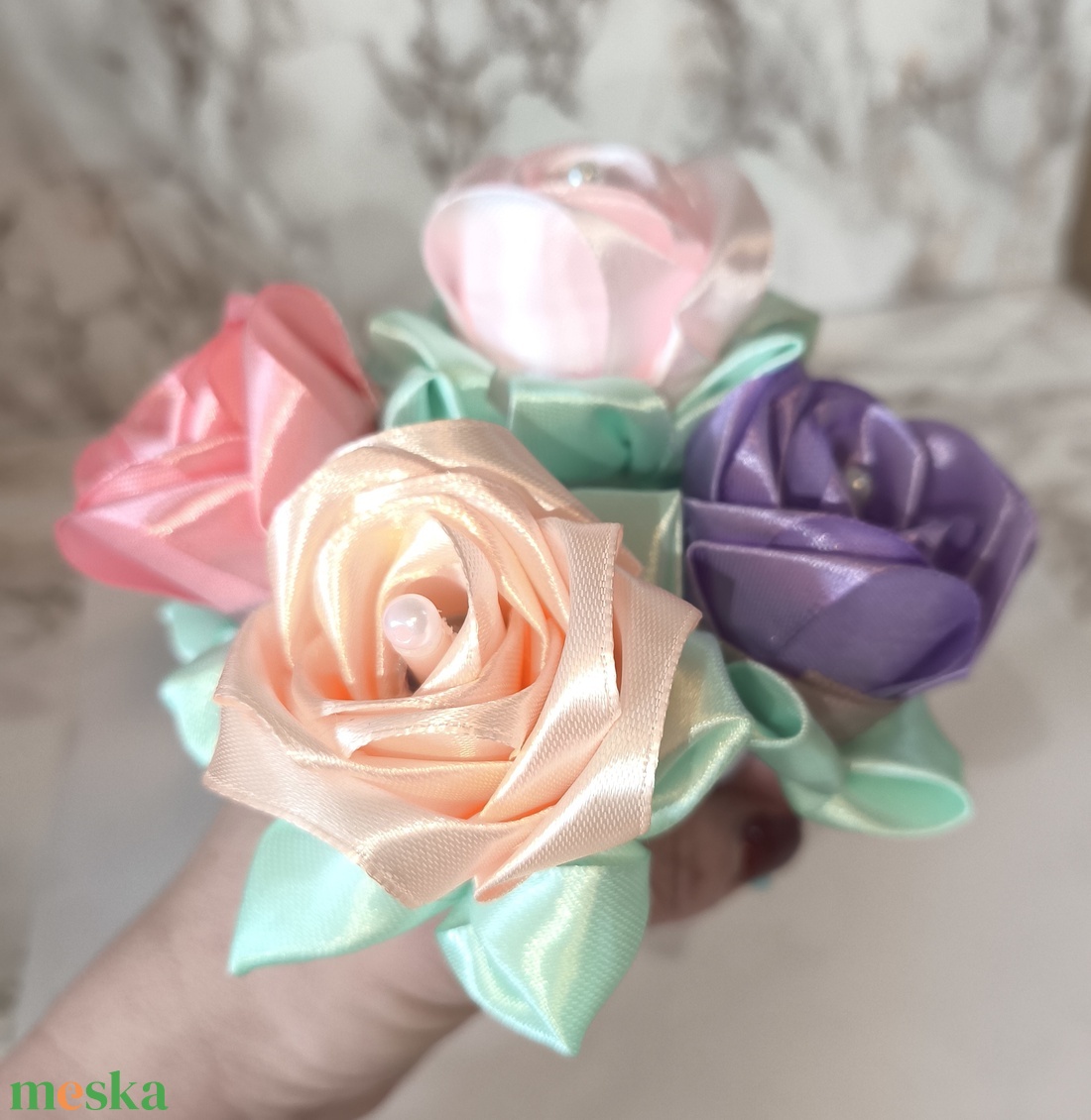 Szatén rózsa tollak - otthon & életmód - papír, írószer - ceruza & toll - Meska.hu