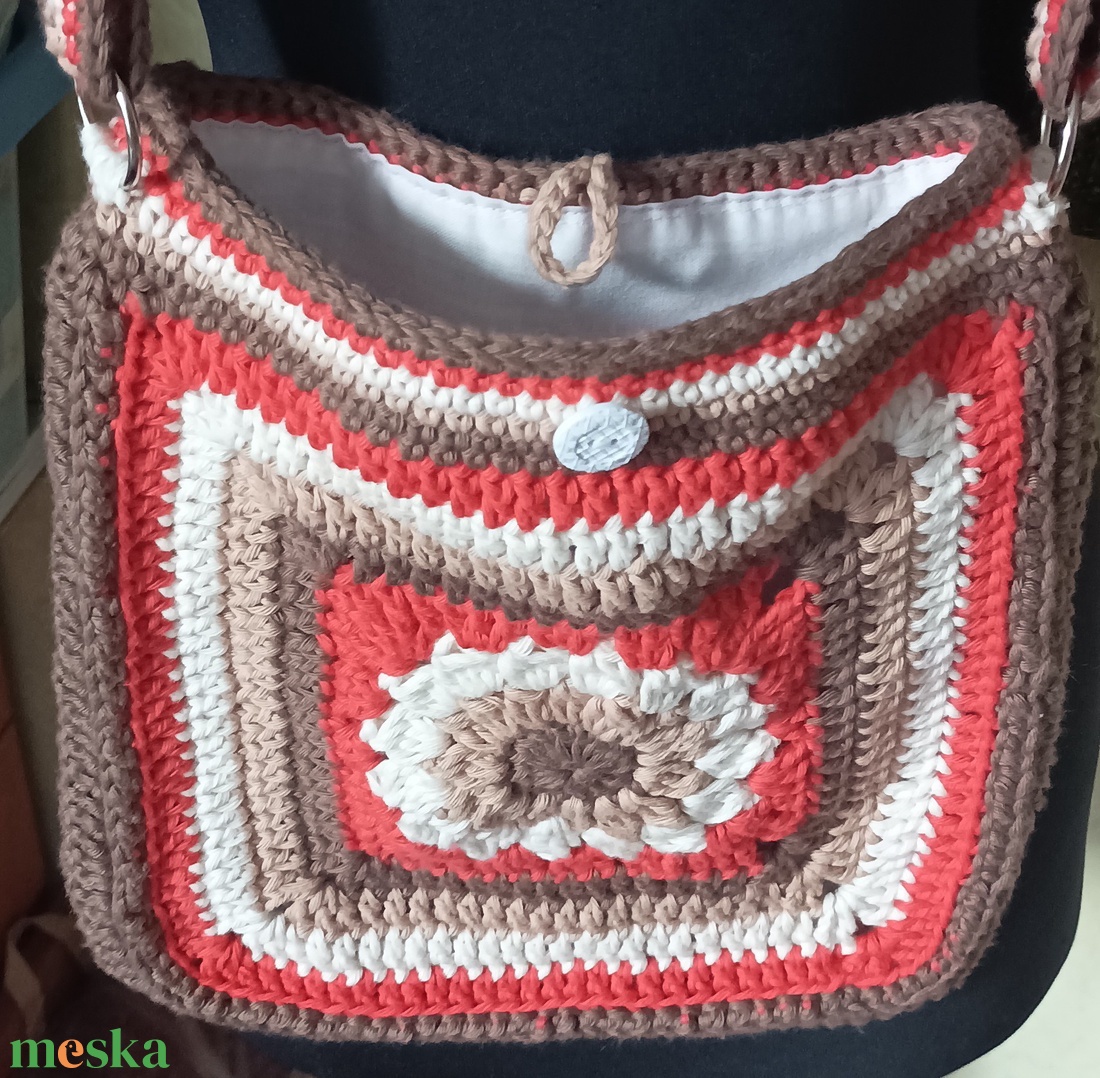Horgolt válltáska, oldaltáska, crossbody föld színekben mandala szerű mintával - táska & tok - kézitáska & válltáska - vállon átvethető táska - Meska.hu Horgolt válltáska, oldaltáska, crossbody föld színekben mandala szerű mintával - táska & tok - kézitáska & válltáska - vállon átvethető táska - Meska.hu