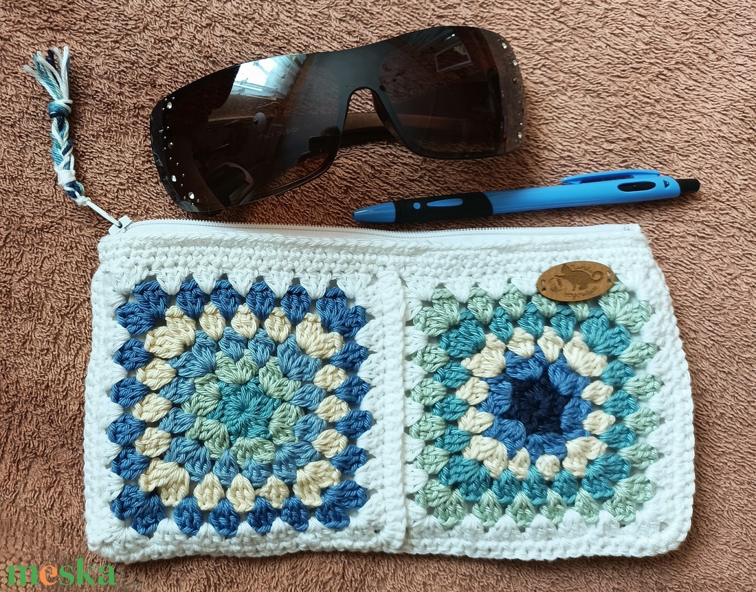 Neszesszer, szemüveg-, toll vagy pipere tartó, vagy bármi tárolására alkalmas kis táska - táska & tok - neszesszer - Meska.hu Neszesszer, szemüveg-, toll vagy pipere tartó, vagy bármi tárolására alkalmas kis táska - táska & tok - neszesszer - Meska.hu