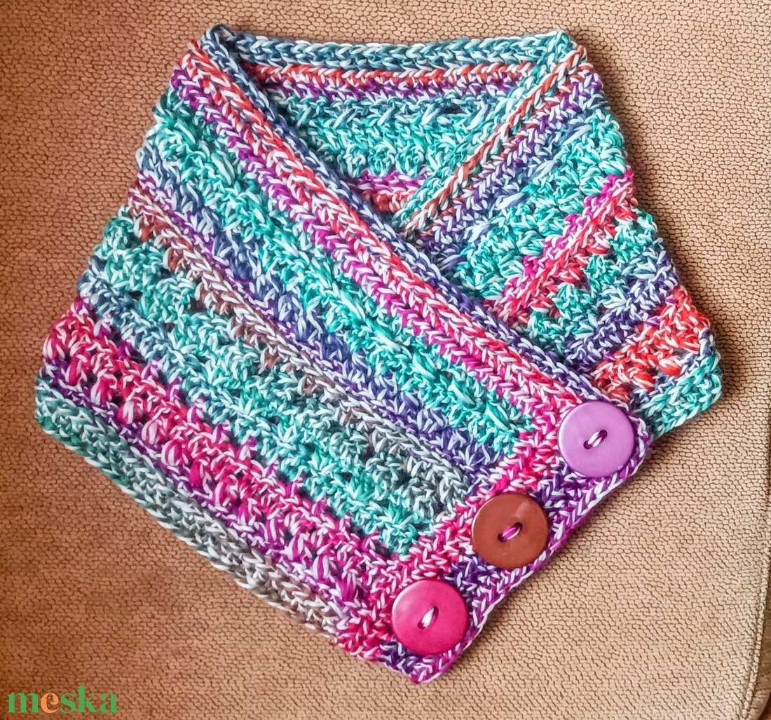 Színes, vidám nyakmelegítő, méret nélküli  - ruha & divat - sál, sapka, kendő - sál - Meska.hu Színes, vidám nyakmelegítő, méret nélküli  - ruha & divat - sál, sapka, kendő - sál - Meska.hu