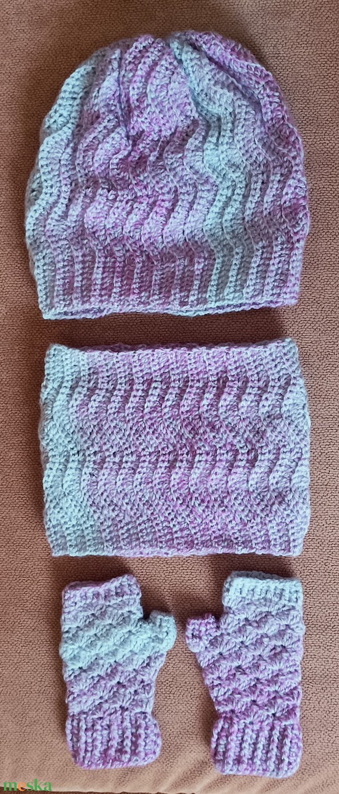 3 részes lila-szürke horgolt szett, sapka, csősál és kézmelegítő - ruha & divat - sál, sapka, kendő - sapka & sál szett - Meska.hu