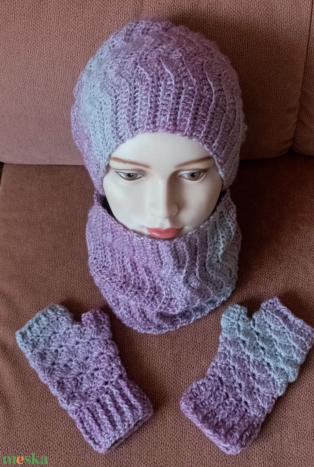 3 részes lila-szürke horgolt szett, sapka, csősál és kézmelegítő - ruha & divat - sál, sapka, kendő - sapka & sál szett - Meska.hu