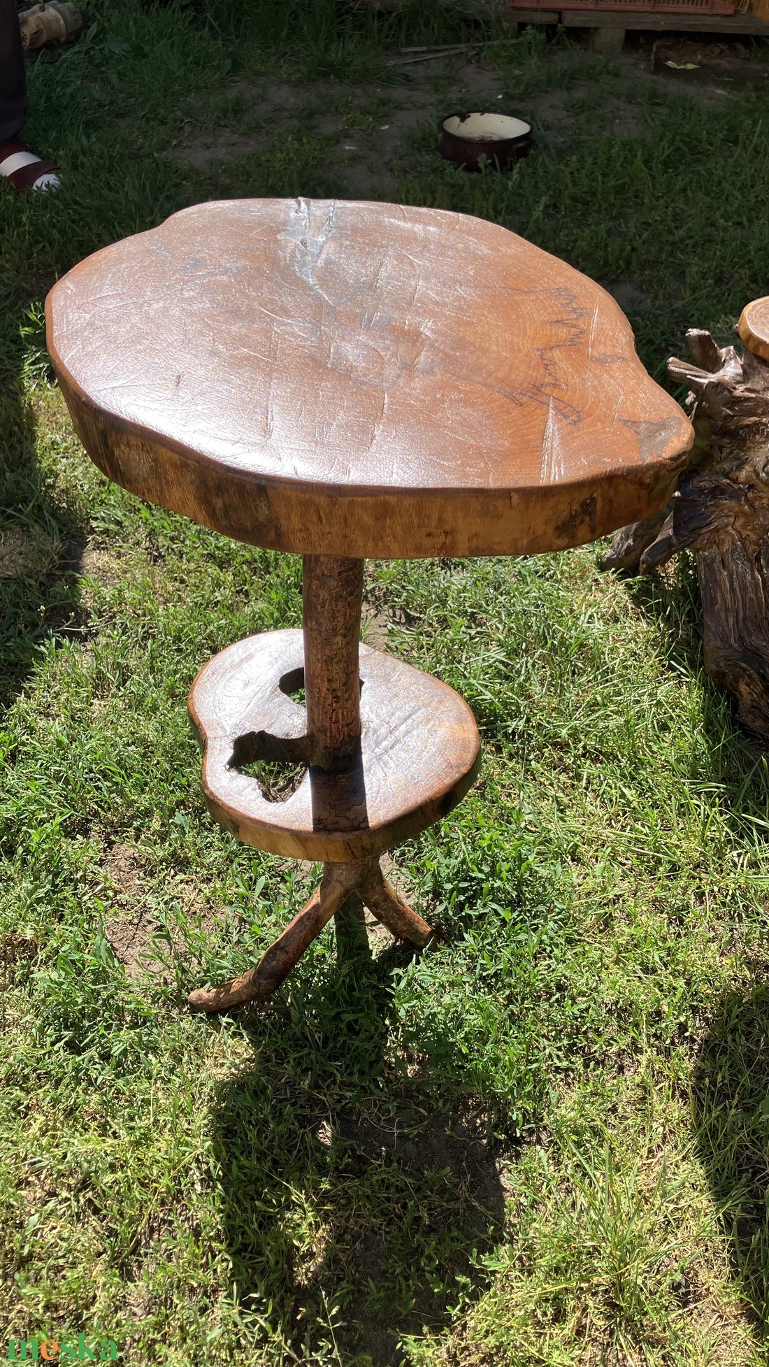 Egyedi kézműves fa asztalka - otthon & életmód - bútor - asztal - Meska.hu