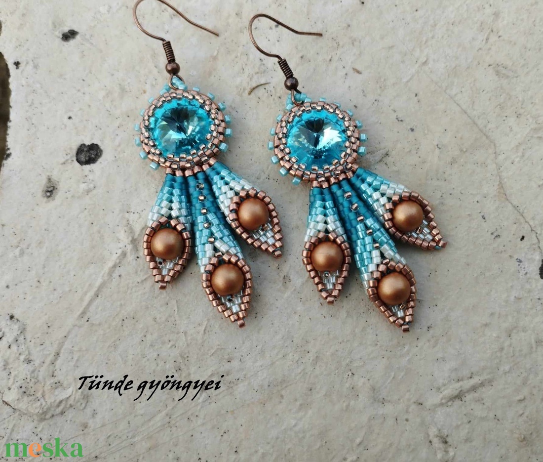 Türkiz-barna swarovski fülbevaló - ékszer - fülbevaló - lógó fülbevaló - Meska.hu Türkiz-barna swarovski fülbevaló - ékszer - fülbevaló - lógó fülbevaló - Meska.hu