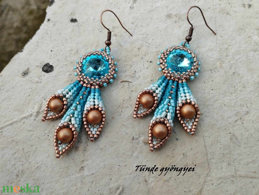 Türkiz-barna swarovski fülbevaló - ékszer - fülbevaló - lógó fülbevaló - Meska.hu Türkiz-barna swarovski fülbevaló - ékszer - fülbevaló - lógó fülbevaló - Meska.hu