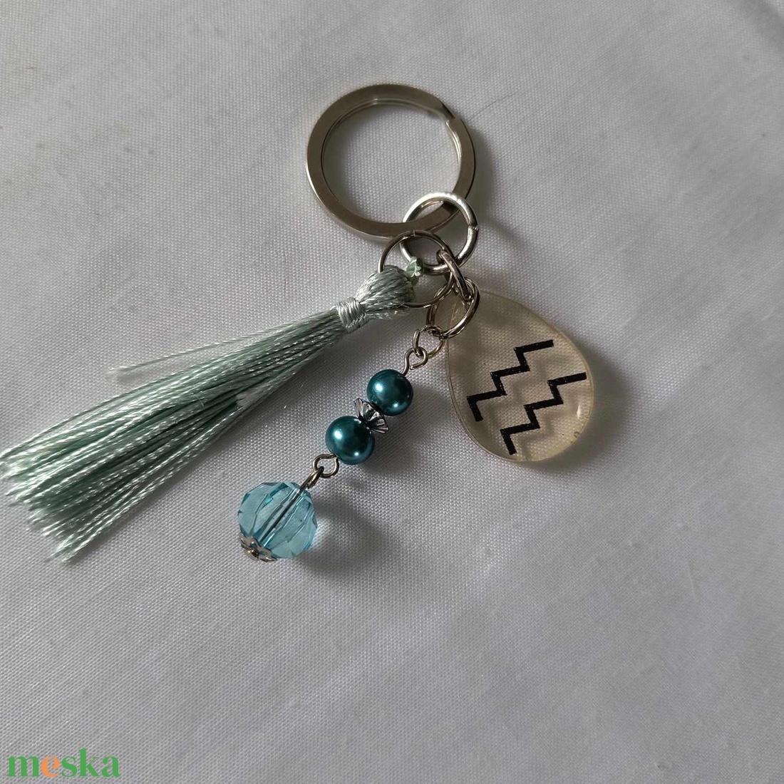 Vízöntő horoszkópos kulcstartó 5 - táska & tok - kulcstartó & táskadísz - kulcstartó - Meska.hu