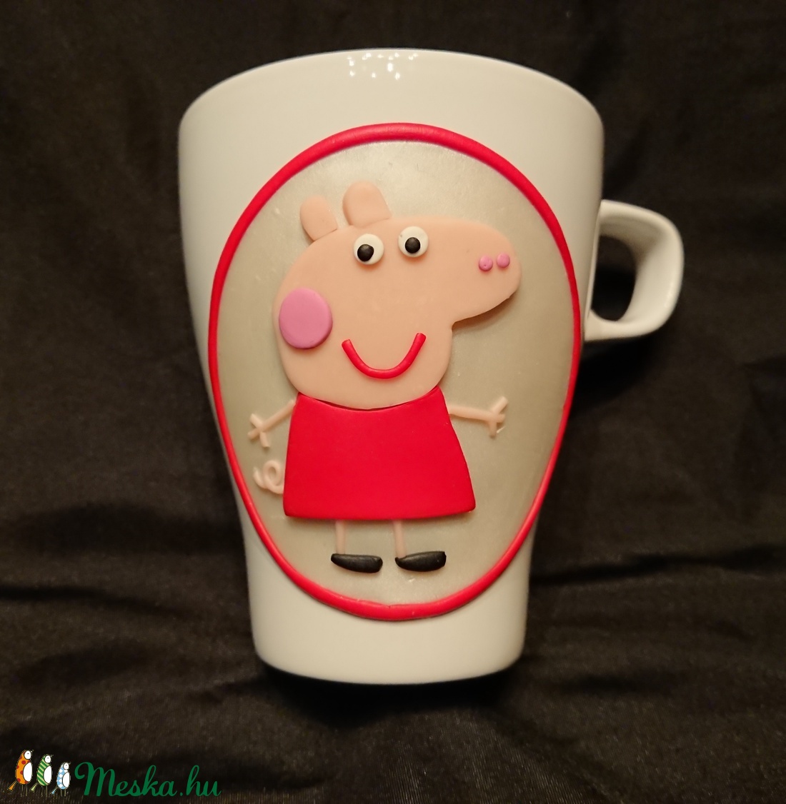 Mese játék figura mintás bögre gyurma díszítéssel Peppa malac - otthon & életmód - konyhafelszerelés, tálalás - tálalás - bögre & csésze - Meska.hu Mese játék figura mintás bögre gyurma díszítéssel Peppa malac - otthon & életmód - konyhafelszerelés, tálalás - tálalás - bögre & csésze - Meska.hu