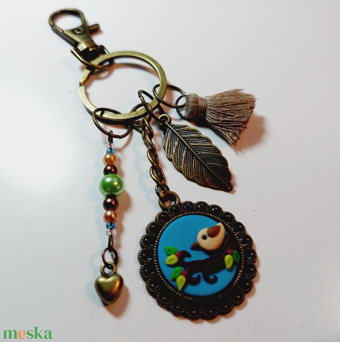 Madárkás táskadísz kulcstartó süthető gyurmából   - táska & tok - kulcstartó & táskadísz - táskadísz - Meska.hu