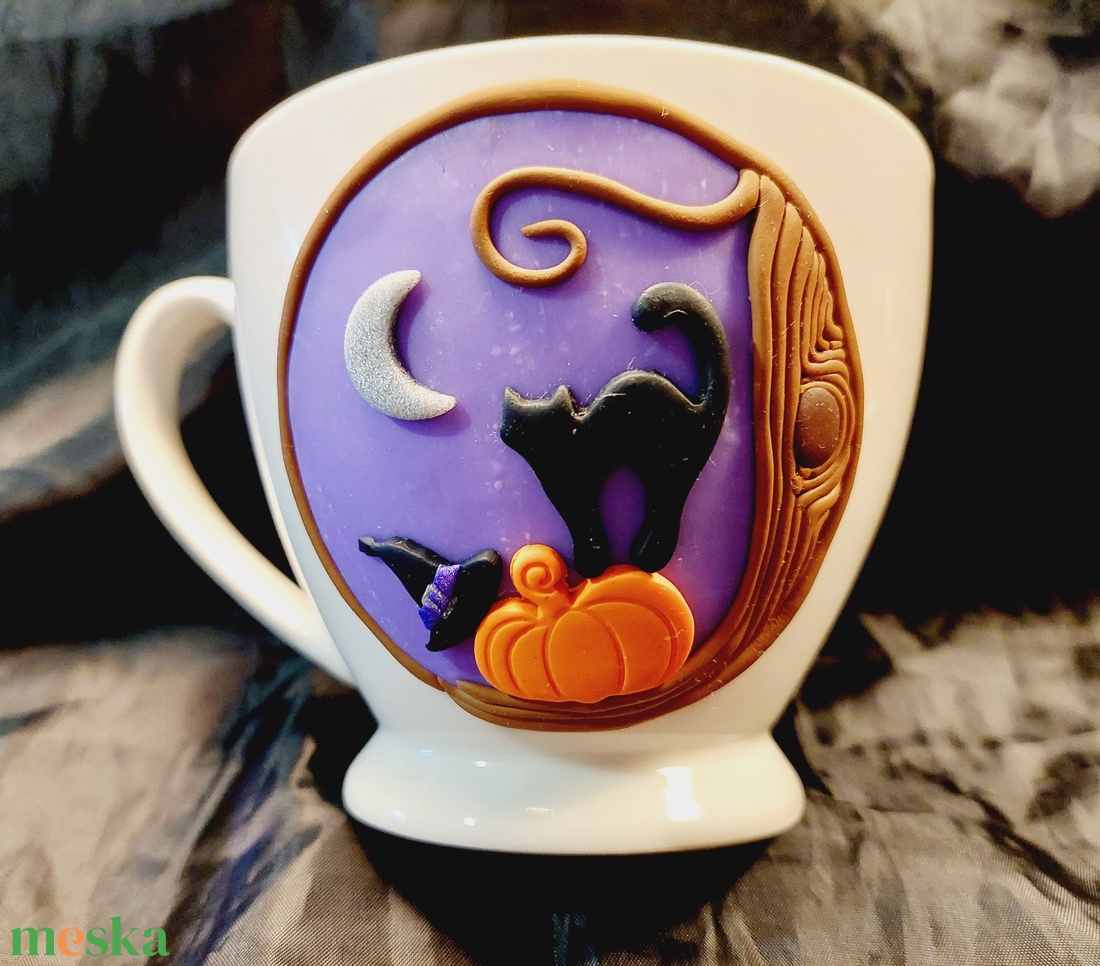 Boszi fekete macskája és tök mintás öblös bögre gyurma díszítéssel Helloween  - otthon & életmód - konyhafelszerelés, tálalás - tálalás - bögre & csésze - Meska.hu