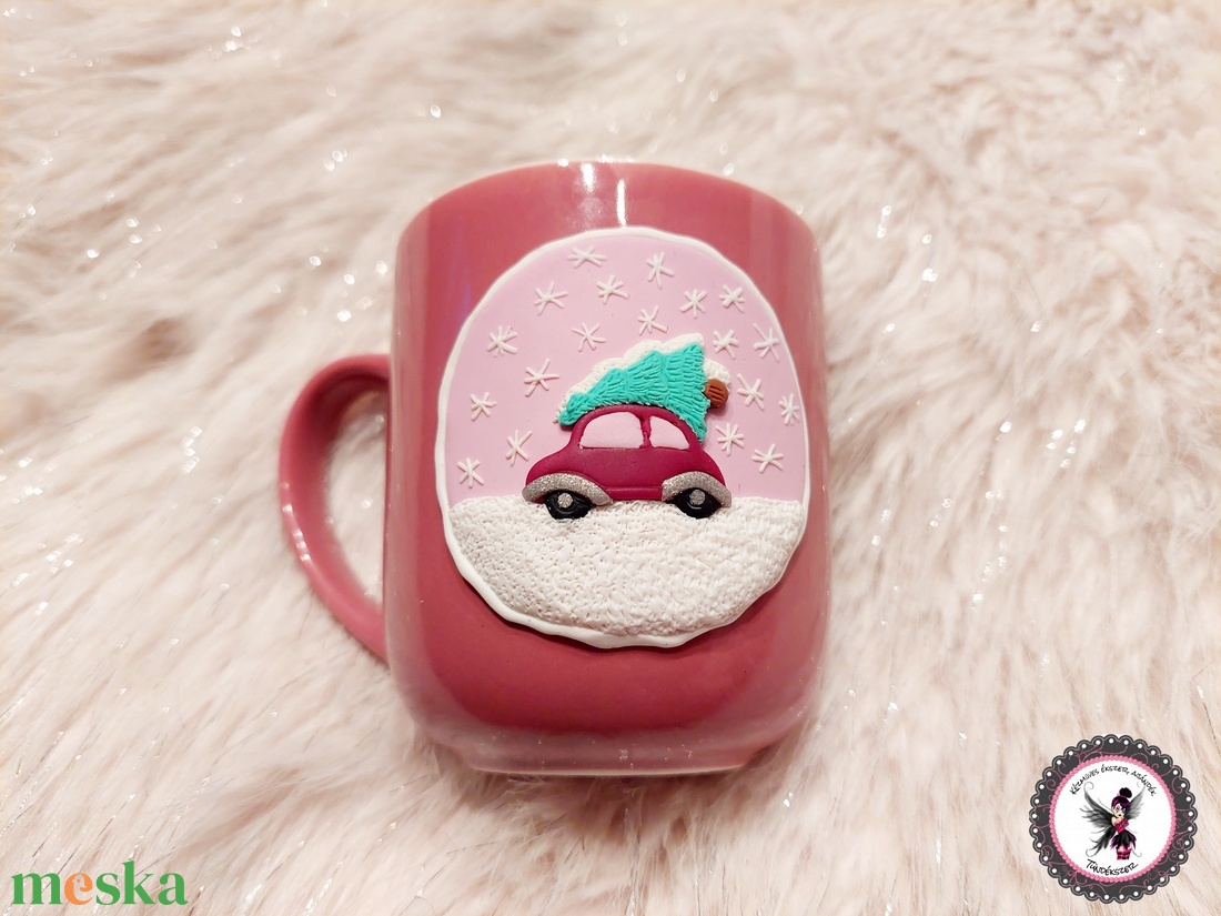 Karácsonyi mintás bögre kisautó fenyővel - otthon & életmód - konyhafelszerelés, tálalás - tálalás - bögre & csésze - Meska.hu