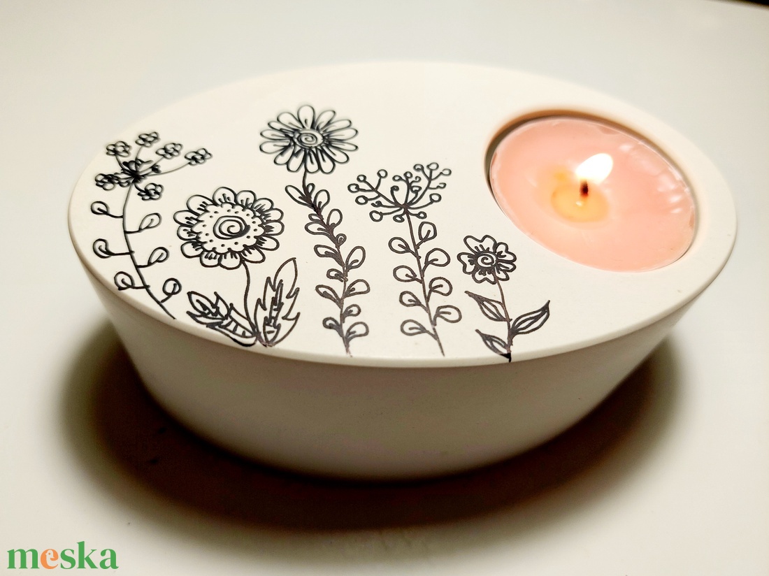Ovális alakú mécsestartó kézzel festve - otthon & életmód - gyertya, illat, aroma - gyertyatartó - Meska.hu