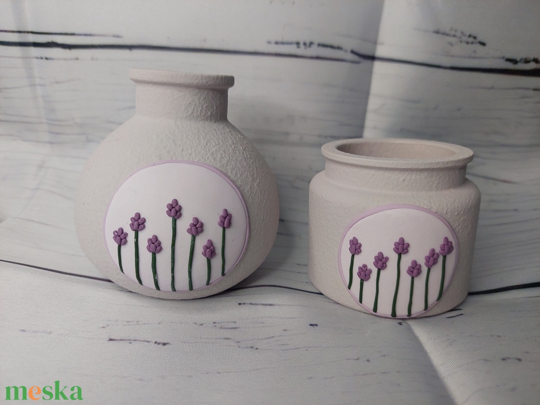 Kerámia mini váza gyurma díszítéssel  - otthon & életmód - virágdekoráció - virágtartó - váza - Meska.hu