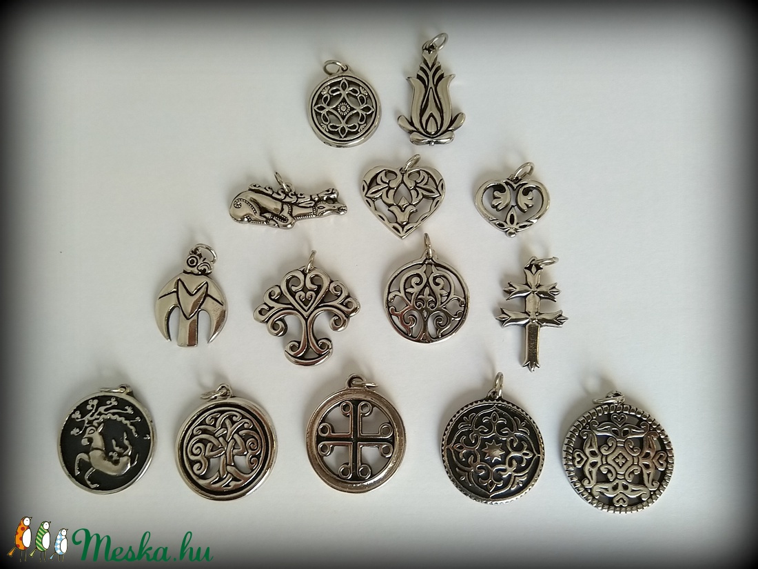 Aranyszarvas-ősi magyar motívum - ékszer - nyaklánc - medál - Meska.hu