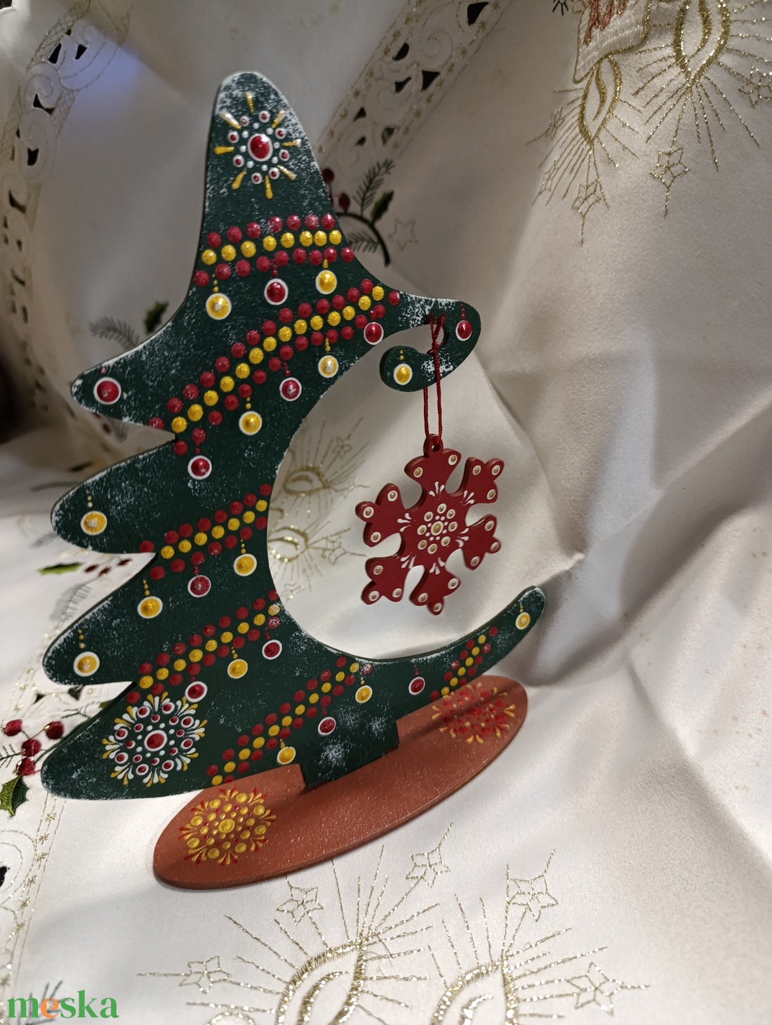 Karácsonyfa asztaldísz bordó -arany - karácsony - adventi díszek - adventi asztaldísz - Meska.hu