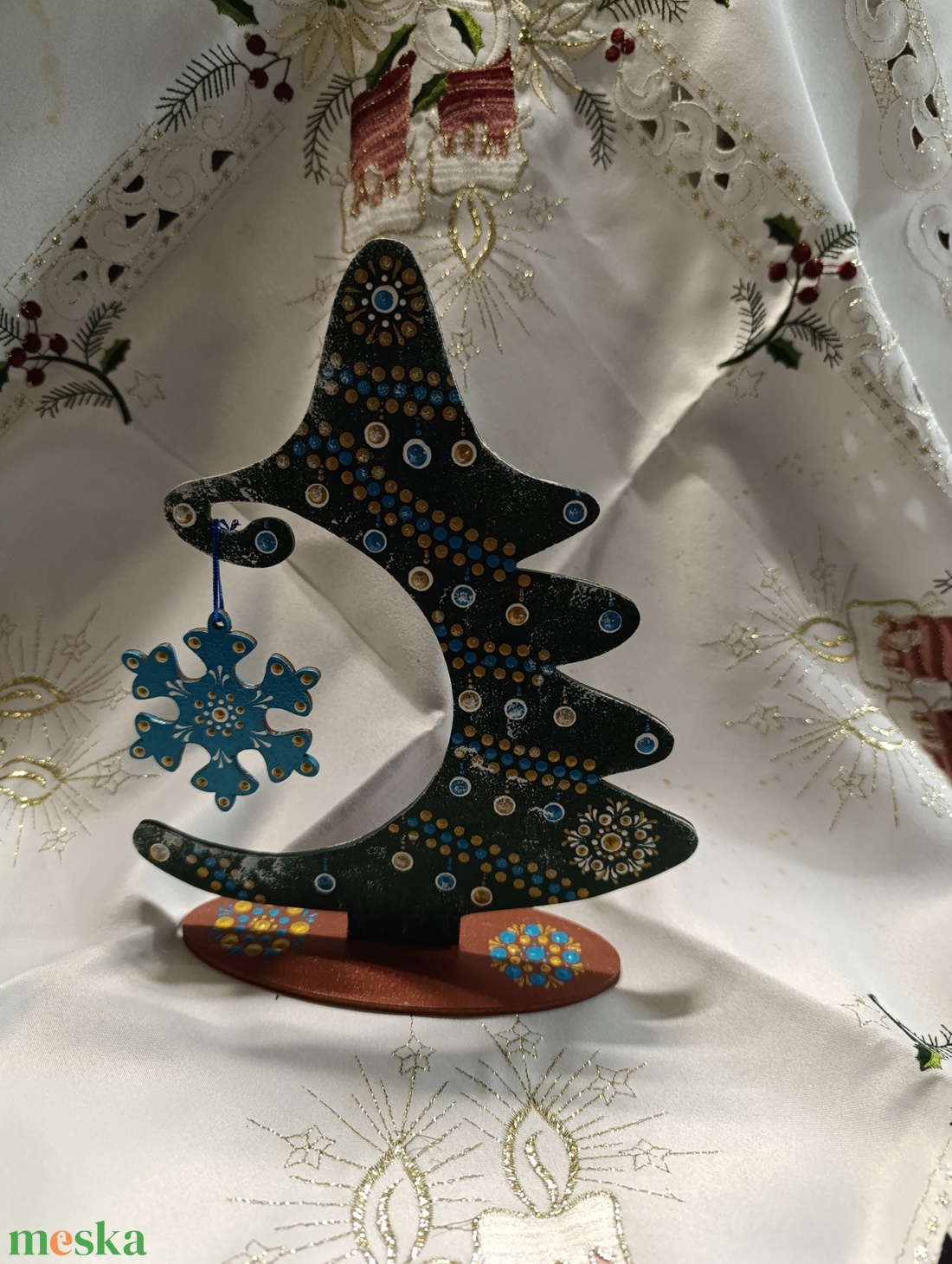 Karácsonyfa asztaldísz hópihével türkiz -arany  - karácsony - adventi díszek - adventi asztaldísz - Meska.hu