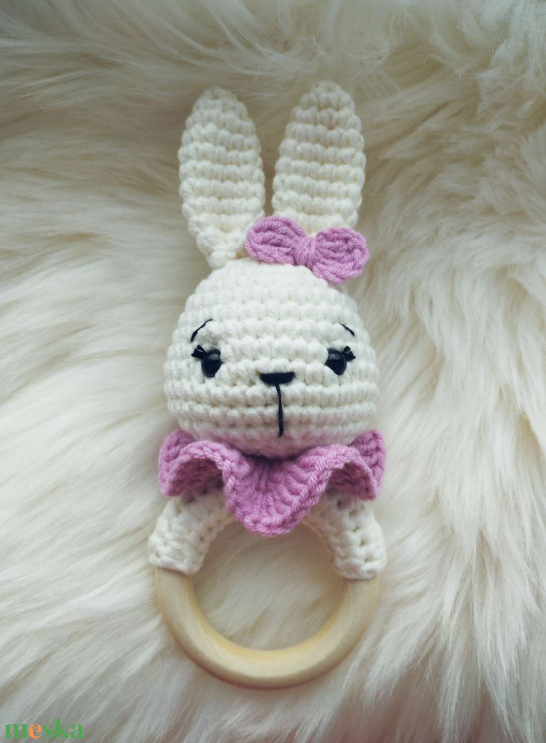 Horgolt nyuszi csörgő rágóka amigurumi - játék & sport - plüssállat & játékfigura - nyuszi - Meska.hu