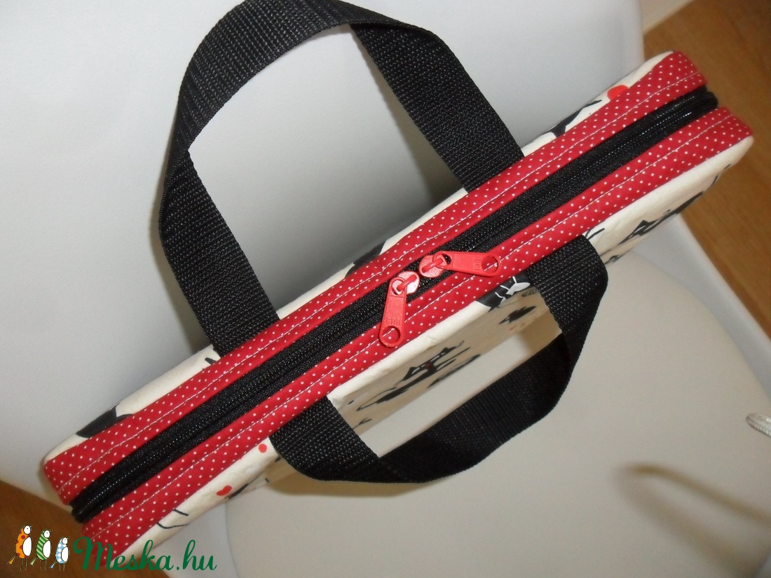 Cica mintás laptop táska rendelésre -  - Meska.hu