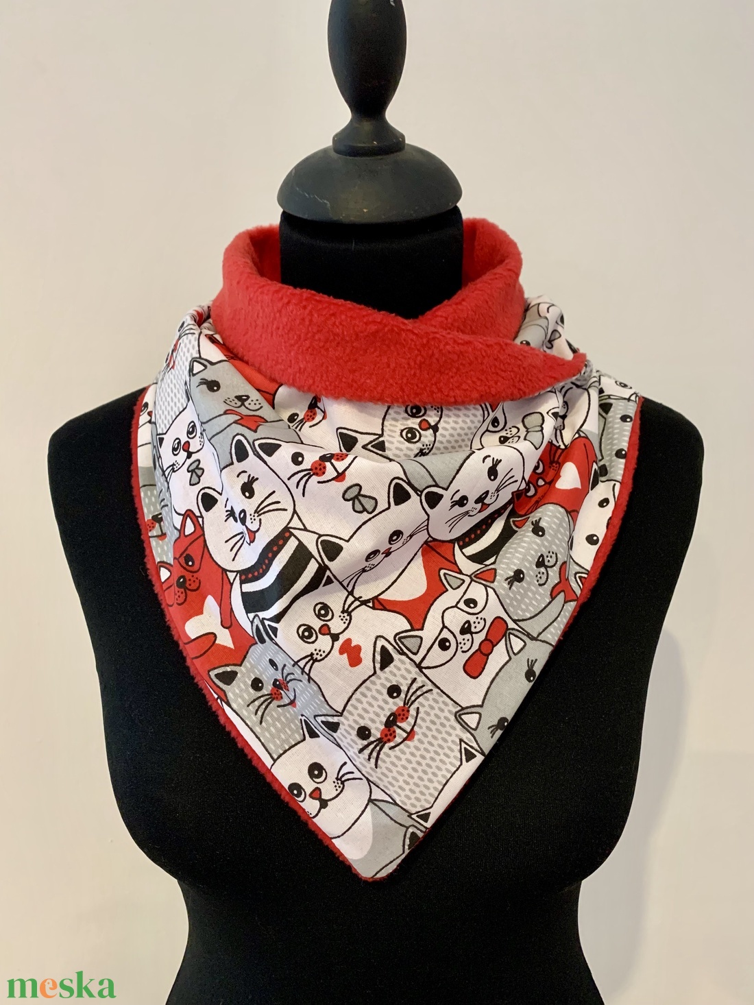Sál, körsál cicás - ruha & divat - sál, sapka, kendő - sál - Meska.hu