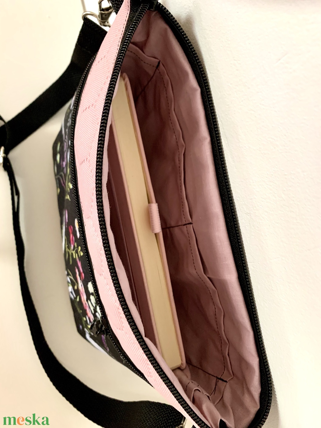 Tátika virág mintás crossbody - táska & tok - kézitáska & válltáska - vállon átvethető táska - Meska.hu Tátika virág mintás crossbody - táska & tok - kézitáska & válltáska - vállon átvethető táska - Meska.hu