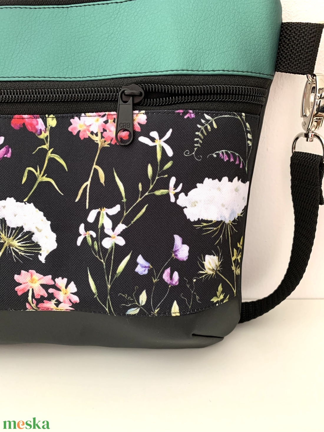 Tátika virág mintás crossbody - táska & tok - kézitáska & válltáska - vállon átvethető táska - Meska.hu Tátika virág mintás crossbody - táska & tok - kézitáska & válltáska - vállon átvethető táska - Meska.hu