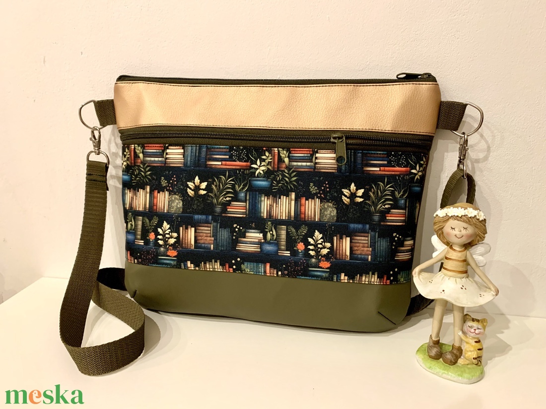 Könyv mintás crossbody / válltáska/ keresztpántos táska/ oldaltáska - táska & tok - kézitáska & válltáska - vállon átvethető táska - Meska.hu Könyv mintás crossbody / válltáska/ keresztpántos táska/ oldaltáska - táska & tok - kézitáska & válltáska - vállon átvethető táska - Meska.hu
