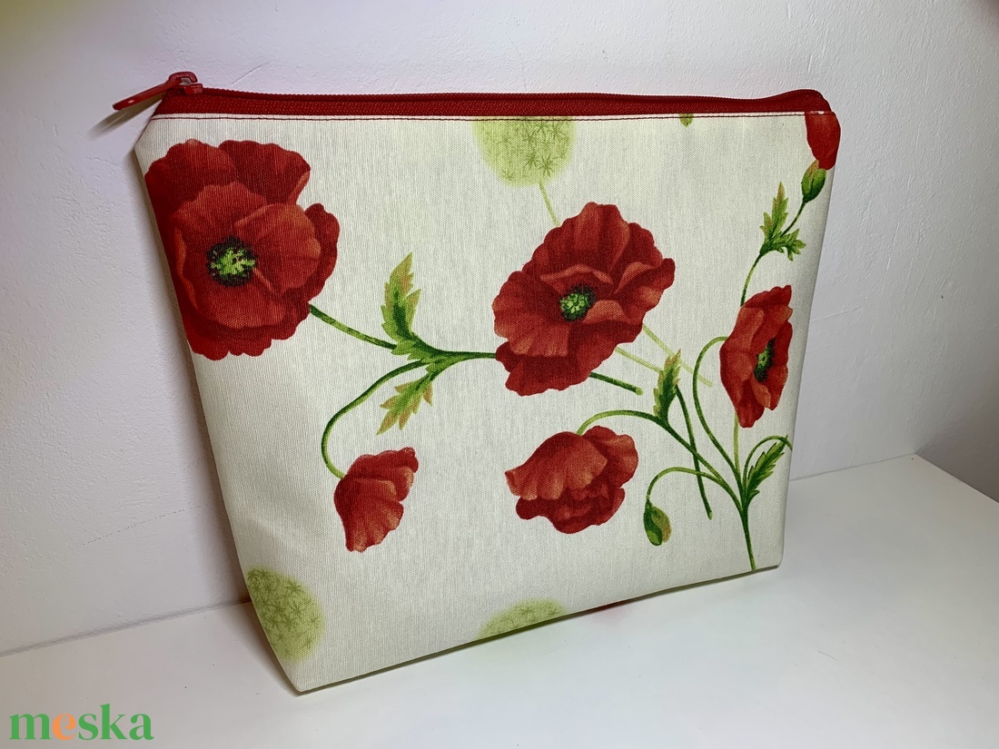 Készleten! Sok zsebes Utazó neszesszer Pipere tároló Textil tároló Táskarendező Pelenkázó neszesszer - táska & tok - neszesszer - Meska.hu Készleten! Sok zsebes Utazó neszesszer Pipere tároló Textil tároló Táskarendező Pelenkázó neszesszer - táska & tok - neszesszer - Meska.hu
