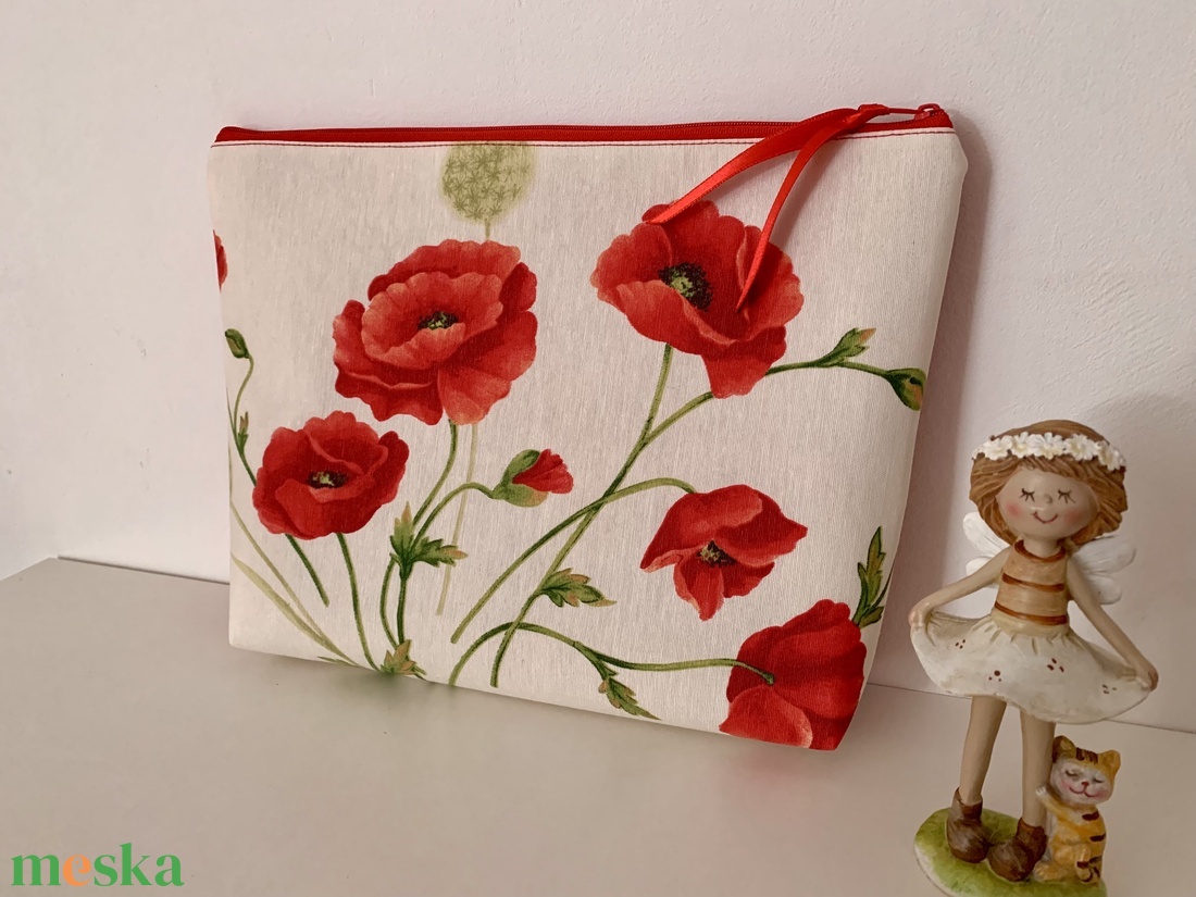 Készleten! Sok zsebes Utazó neszesszer Pipere tároló Textil tároló Táskarendező Pelenkázó neszesszer - táska & tok - neszesszer - Meska.hu Készleten! Sok zsebes Utazó neszesszer Pipere tároló Textil tároló Táskarendező Pelenkázó neszesszer - táska & tok - neszesszer - Meska.hu