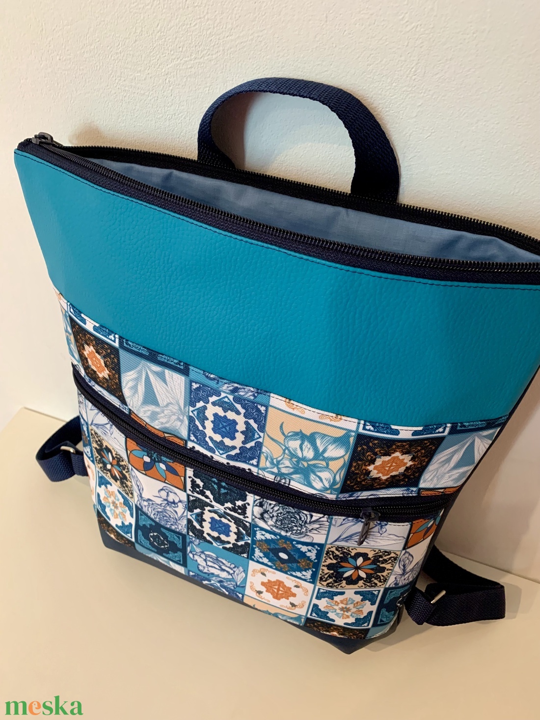 Készleten! Hátizsák- Kék-türkiz mozaik mintás-Laptop hátizsák-Hátitáska-Vízálló - táska & tok - hátizsák - hátizsák - Meska.hu Készleten! Hátizsák- Kék-türkiz mozaik mintás-Laptop hátizsák-Hátitáska-Vízálló - táska & tok - hátizsák - hátizsák - Meska.hu
