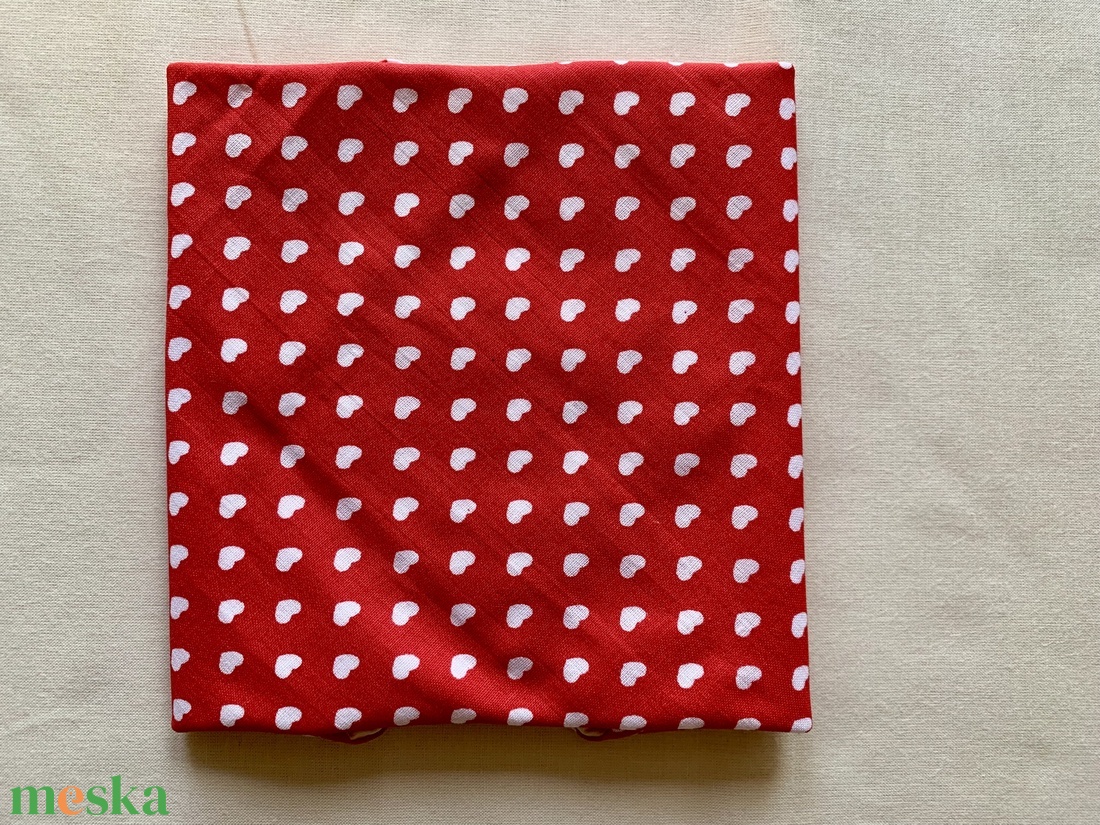 Készletkisöprés! Szív mintás textil, péksütemény, szendvics csomagoló szalvéta  - táska & tok - uzsonna- & ebéd tartó - szendvics csomagoló - Meska.hu