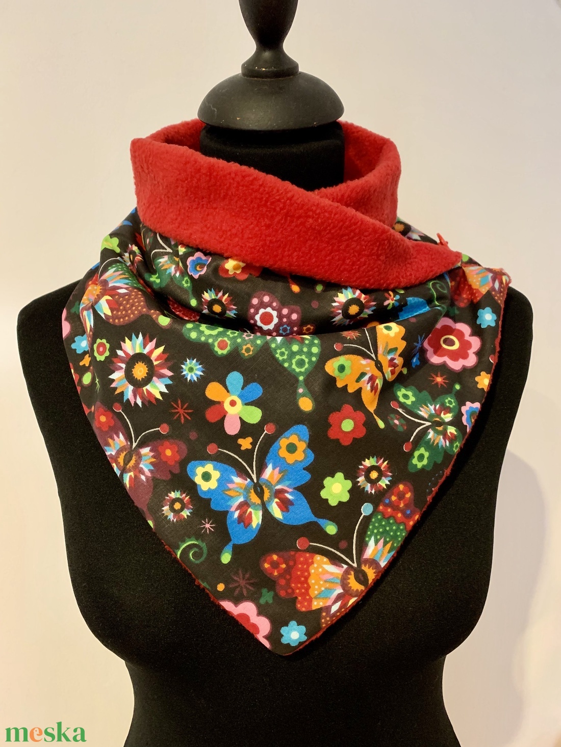 Sál, körsál pillangós, virágos - ruha & divat - sál, sapka, kendő - sál - Meska.hu