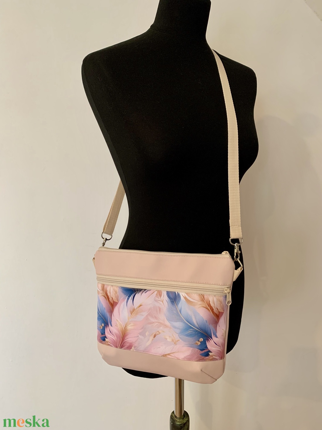 Crossbody Szépséges pasztell toll mintás, válltáska/keresztpántos táska/ oldaltáska, Rózsaszín-Párizs - táska & tok - kézitáska & válltáska - válltáska - Meska.hu