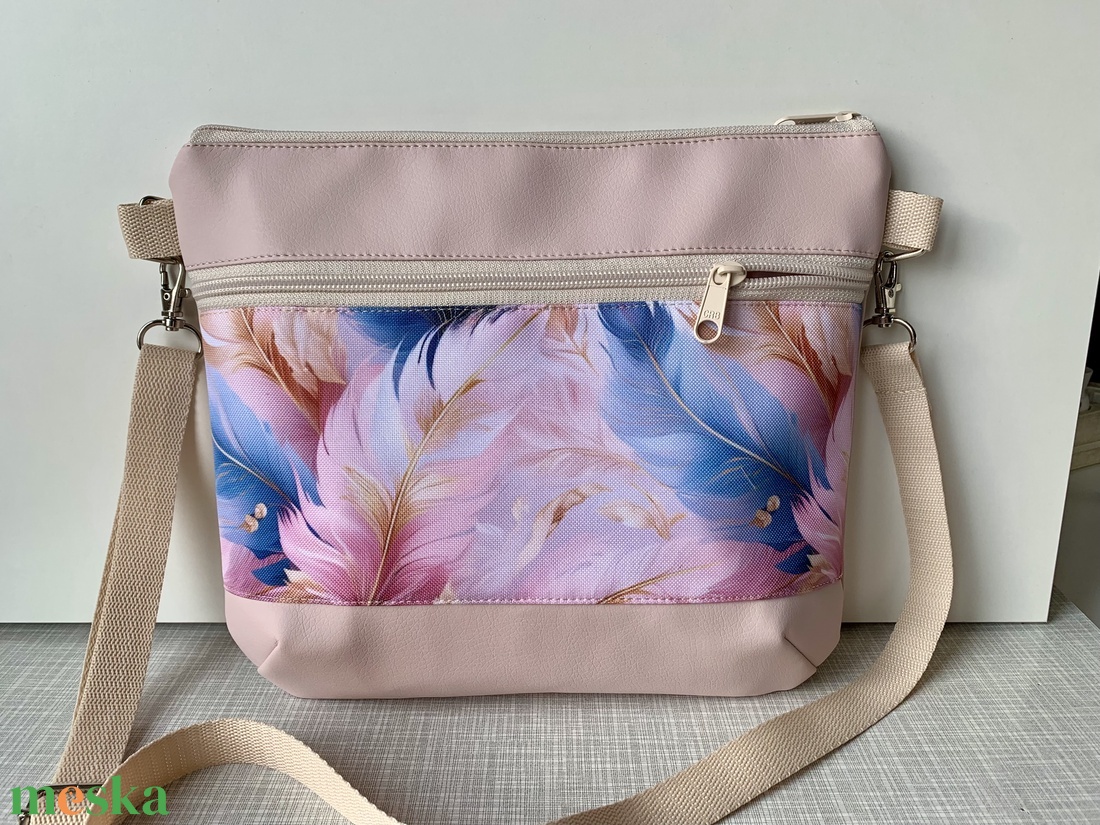  Crossbody Szépséges pasztell toll mintás, válltáska/keresztpántos táska/ oldaltáska, Rózsaszín-Párizs - táska & tok - kézitáska & válltáska - válltáska - Meska.hu