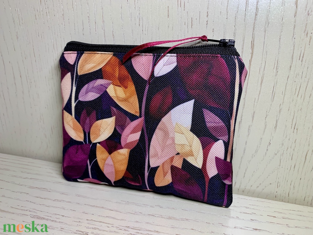 Bíbor lomb kártyatartó, neszesszer, irattartó, pipere tároló, textil tároló - táska & tok - neszesszer - Meska.hu