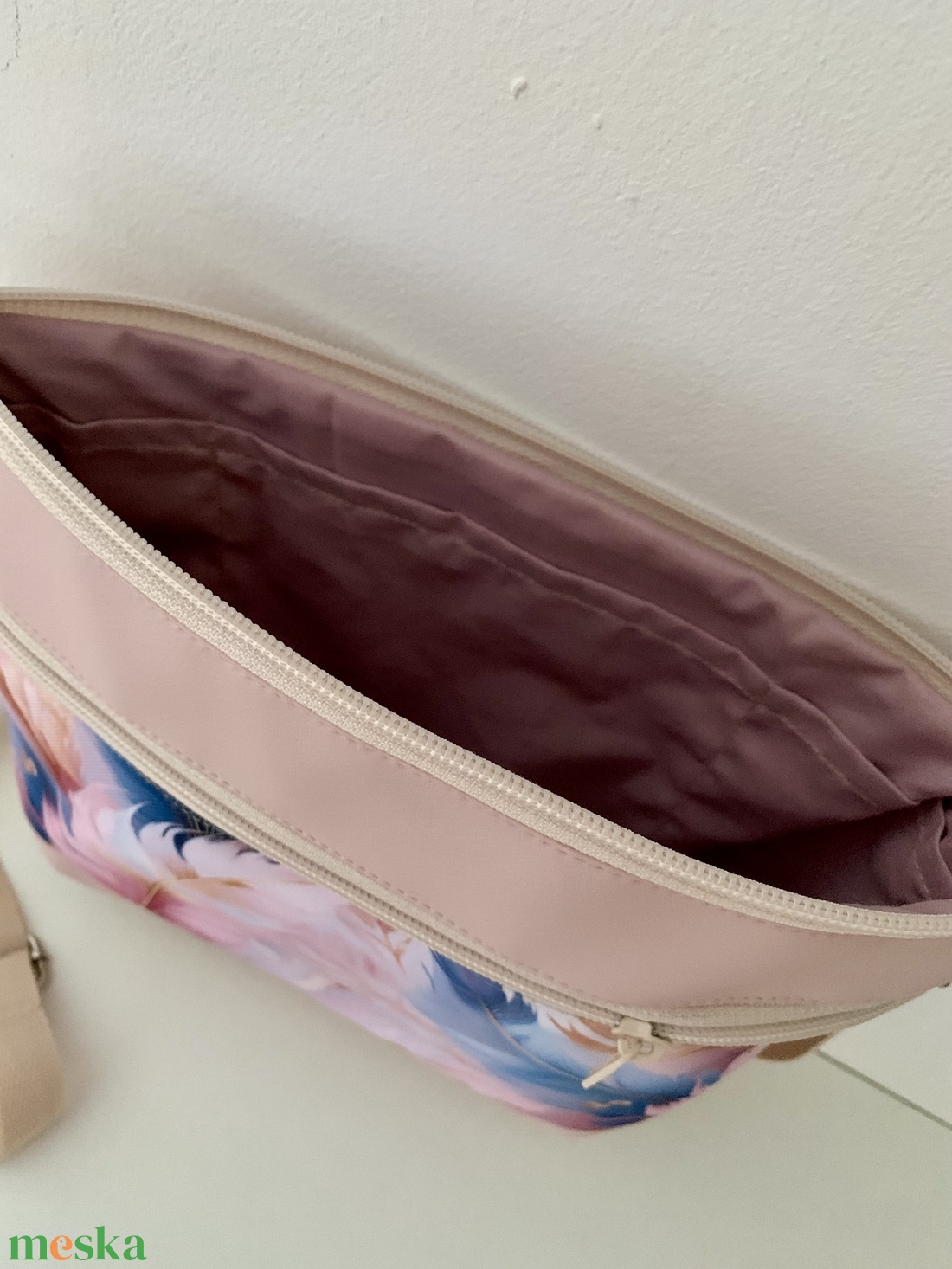  Crossbody Szépséges pasztell pihe toll mintás, válltáska/keresztpántos táska/ oldaltáska, Rózsaszín-Párizs - táska & tok - kézitáska & válltáska - vállon átvethető táska - Meska.hu
