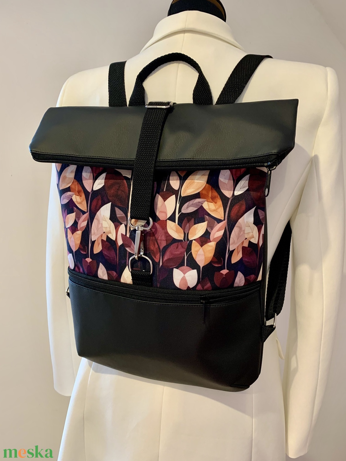 Rolltop Fekete-Bíbor lomb-Vízálló-Hátizsák-Hátitáska  - táska & tok - hátizsák - roll top hátizsák - Meska.hu