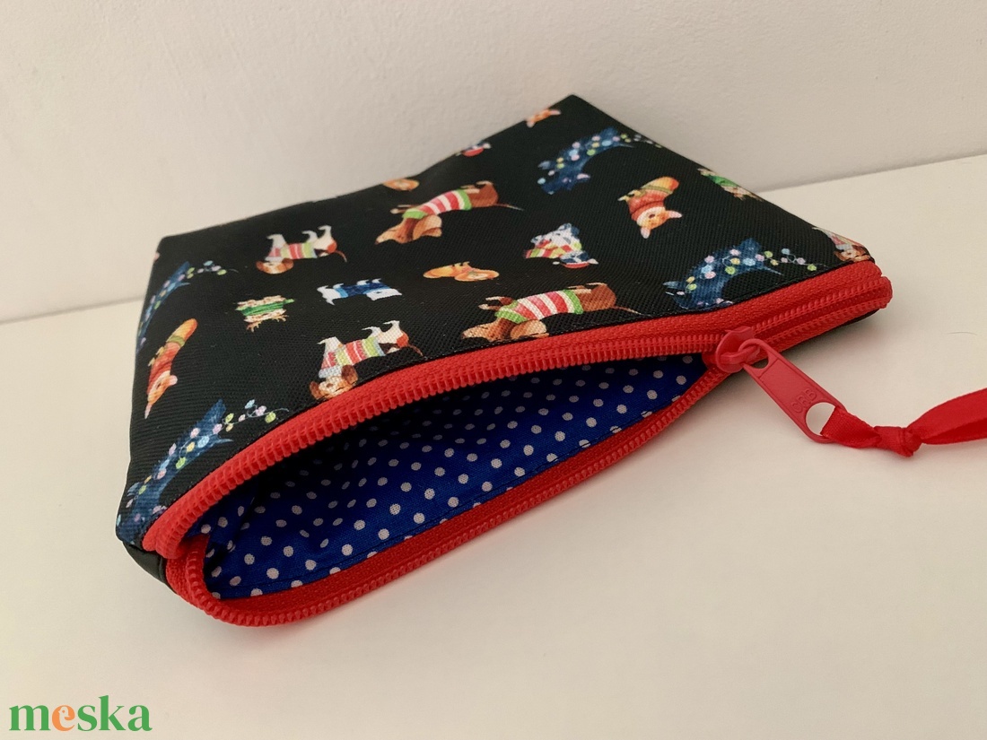 Tacskó kutyás neszesszer, irattartó, pipere tároló, textil tároló - táska & tok - neszesszer - Meska.hu