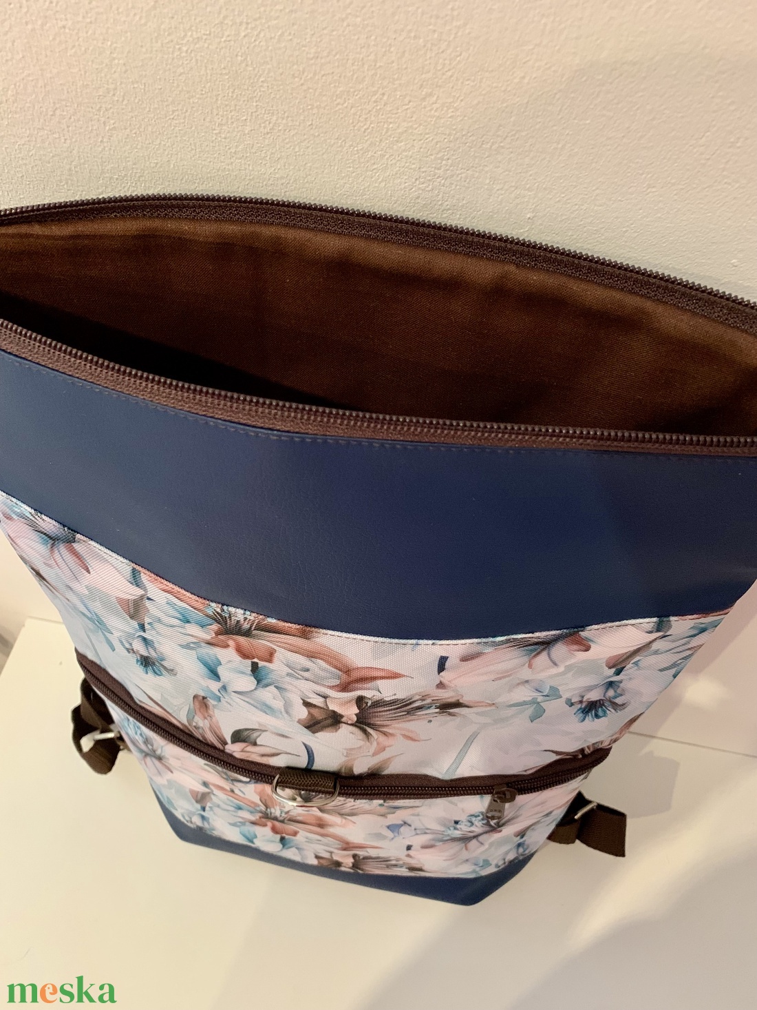 Rolltop Kék-harangvirág mintás -Vízálló-Hátitáska - táska & tok - hátizsák - roll top hátizsák - Meska.hu