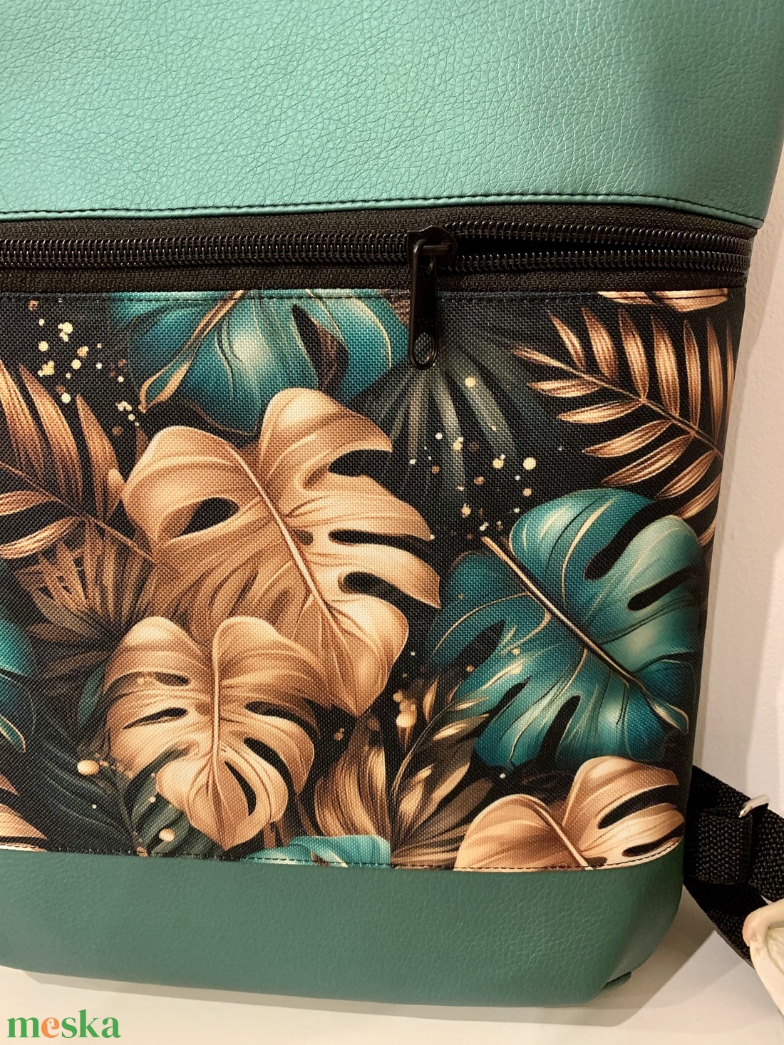 Rolltop Zöld-levél mintás Vízálló-Hátizsák-Hátitáska-Laptop hátizsák - táska & tok - hátizsák - roll top hátizsák - Meska.hu