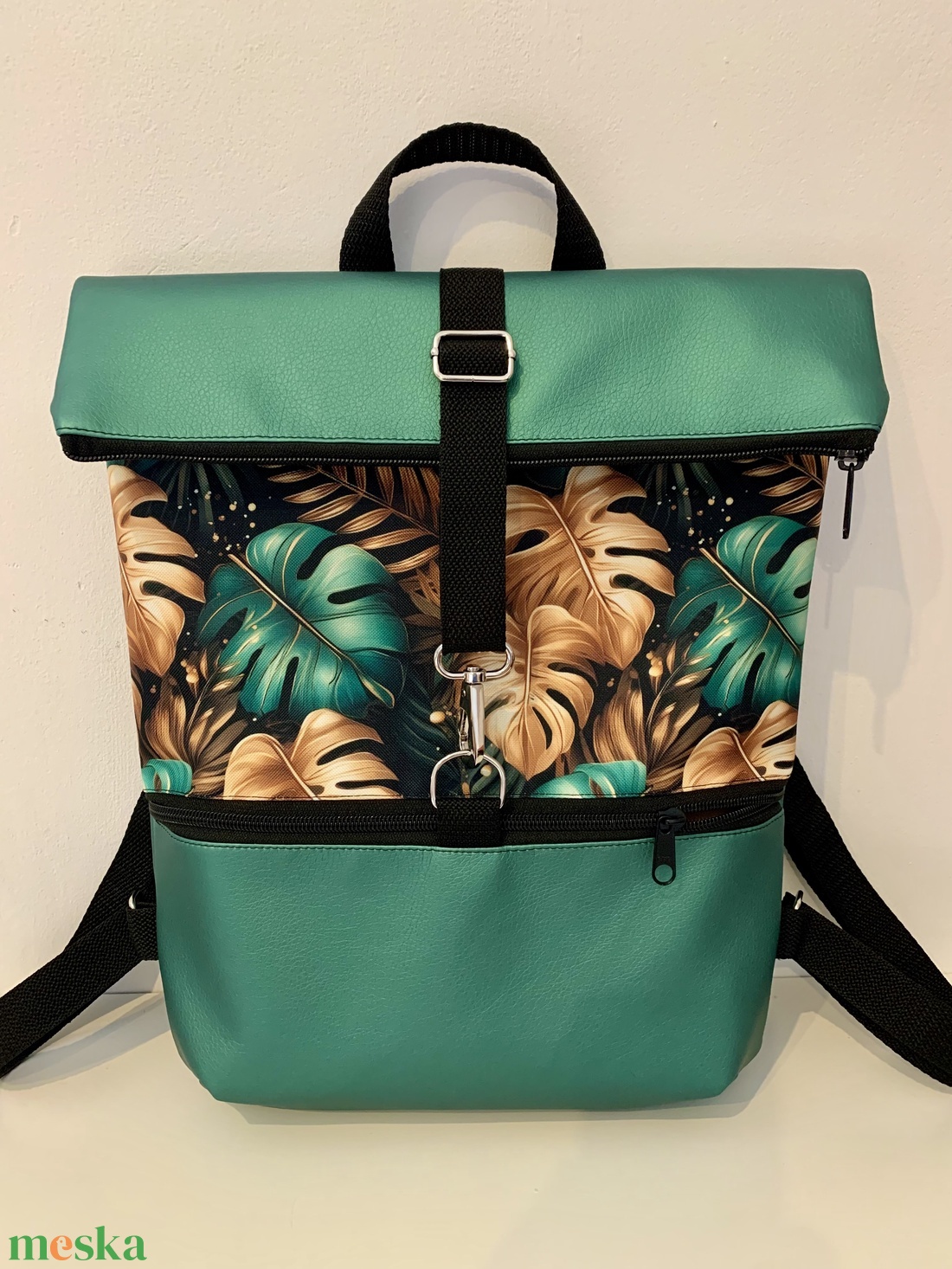 Rolltop Zöld-leveles-Vízálló-Hátizsák-Hátitáska  - táska & tok - hátizsák - roll top hátizsák - Meska.hu