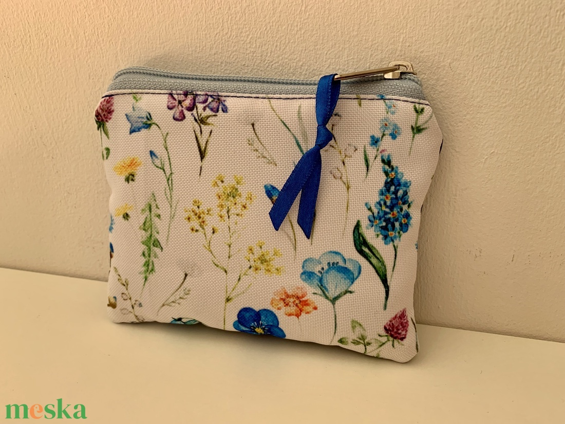 Kék-virág mintás kártyatartó, Neszesszer, Irattartó, Pipere tároló, Textil tároló - táska & tok - pénztárca & más tok - kártyatartó & irattartó - Meska.hu