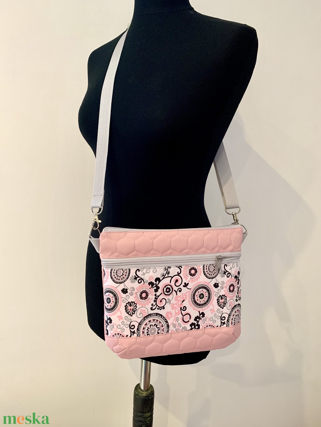 Vállon átvethető táska-cross body-Mandala mintás - táska & tok - kézitáska & válltáska - vállon átvethető táska - Meska.hu