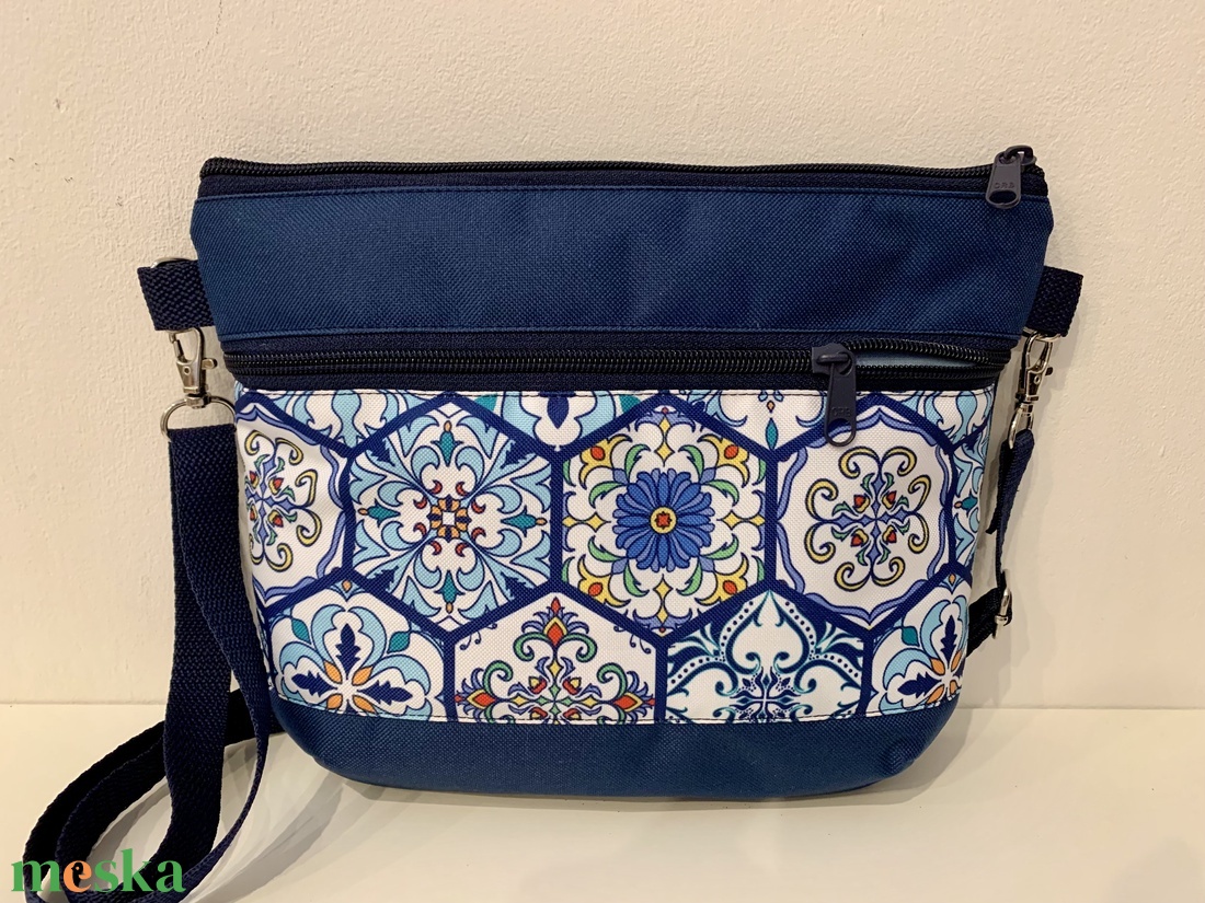  Crossbody Portugál csempe mintás válltáska/ keresztpántos táska/ oldaltáska             - táska & tok - kézitáska & válltáska - vállon átvethető táska - Meska.hu