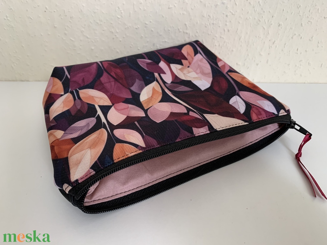 Bíbor lomb neszesszer, irattartó, pipere tároló, textil tároló - táska & tok - neszesszer - Meska.hu