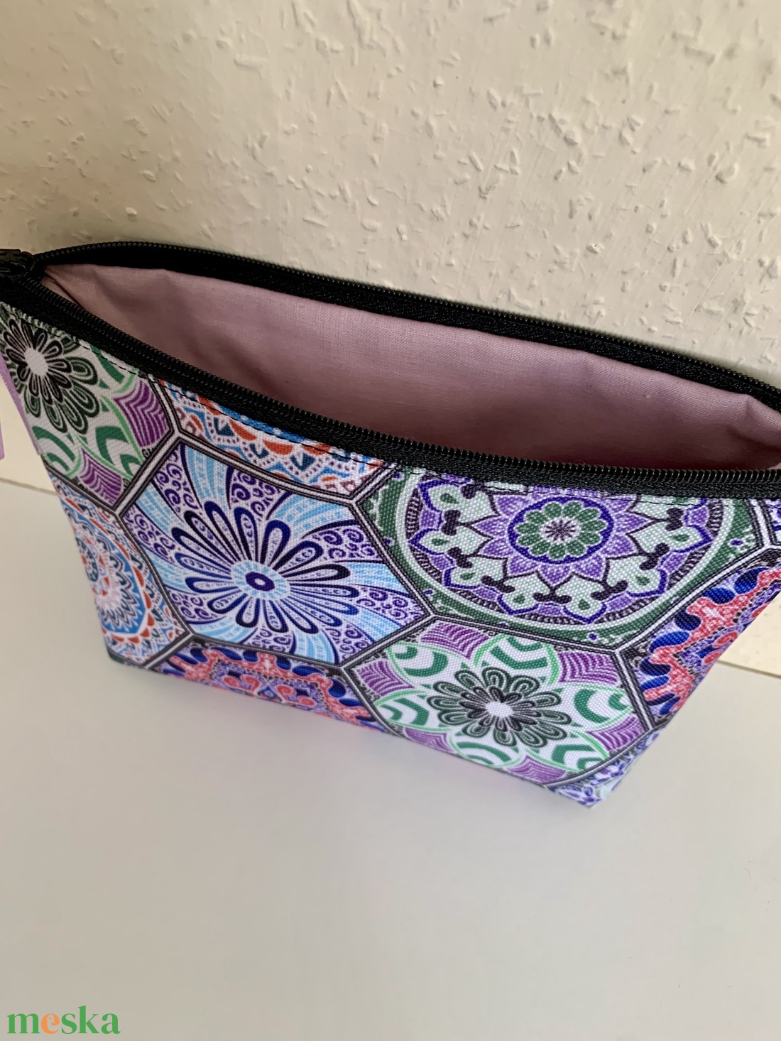 Padlizsán mozaik mintás neszesszer, irattartó, pipere tároló, textil tároló - táska & tok - neszesszer - Meska.hu