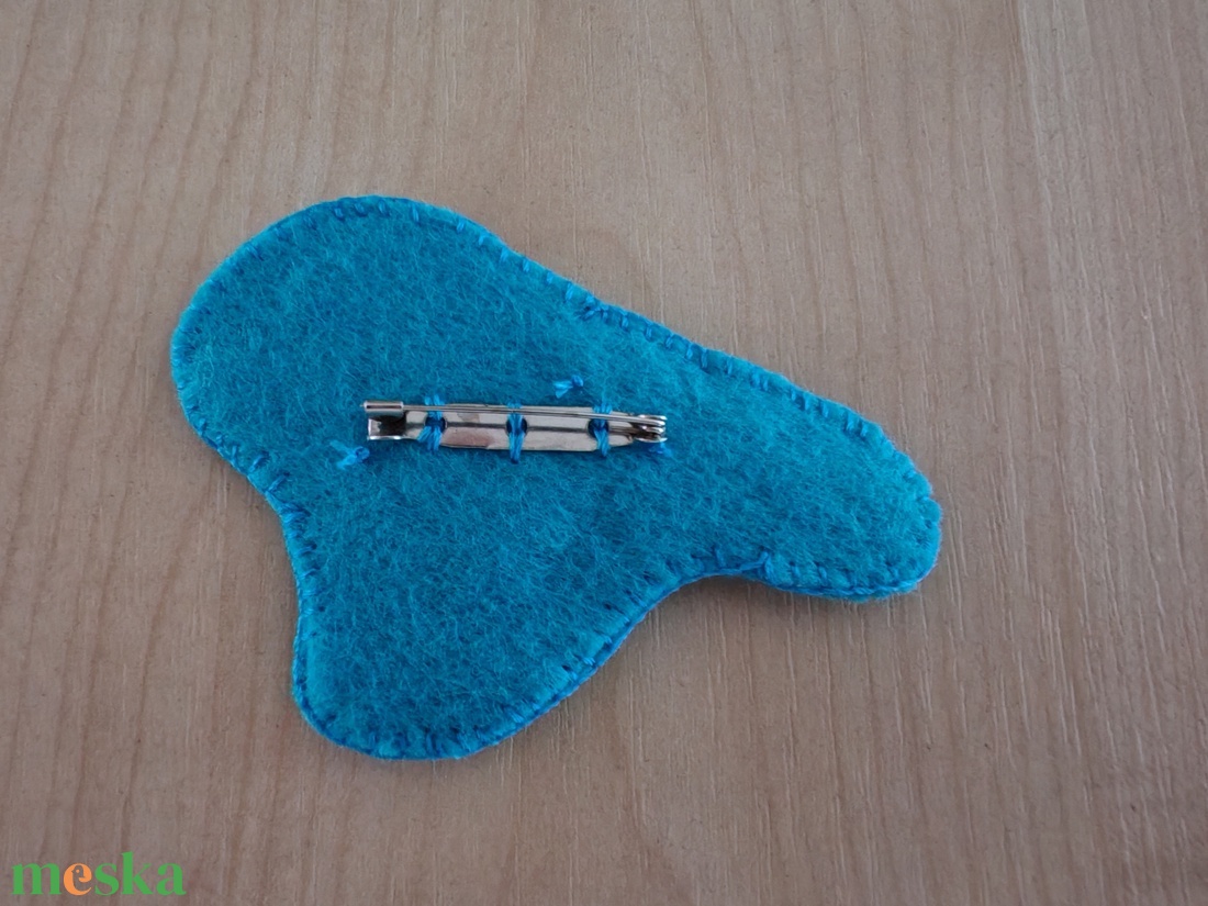 Cinege madár kitűző - ékszer - kitűző és bross - Meska.hu