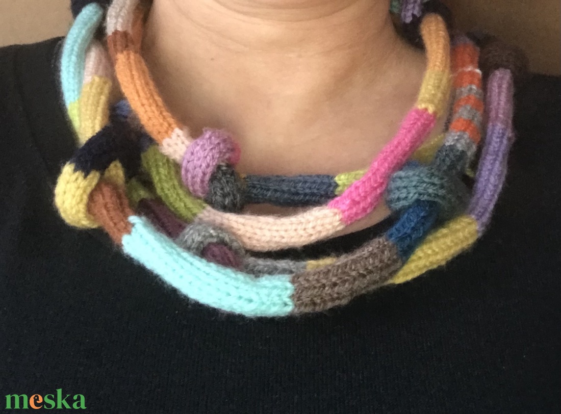 színvitamin kötött nyaklánc - ékszer - nyaklánc - hosszú nyaklánc - Meska.hu