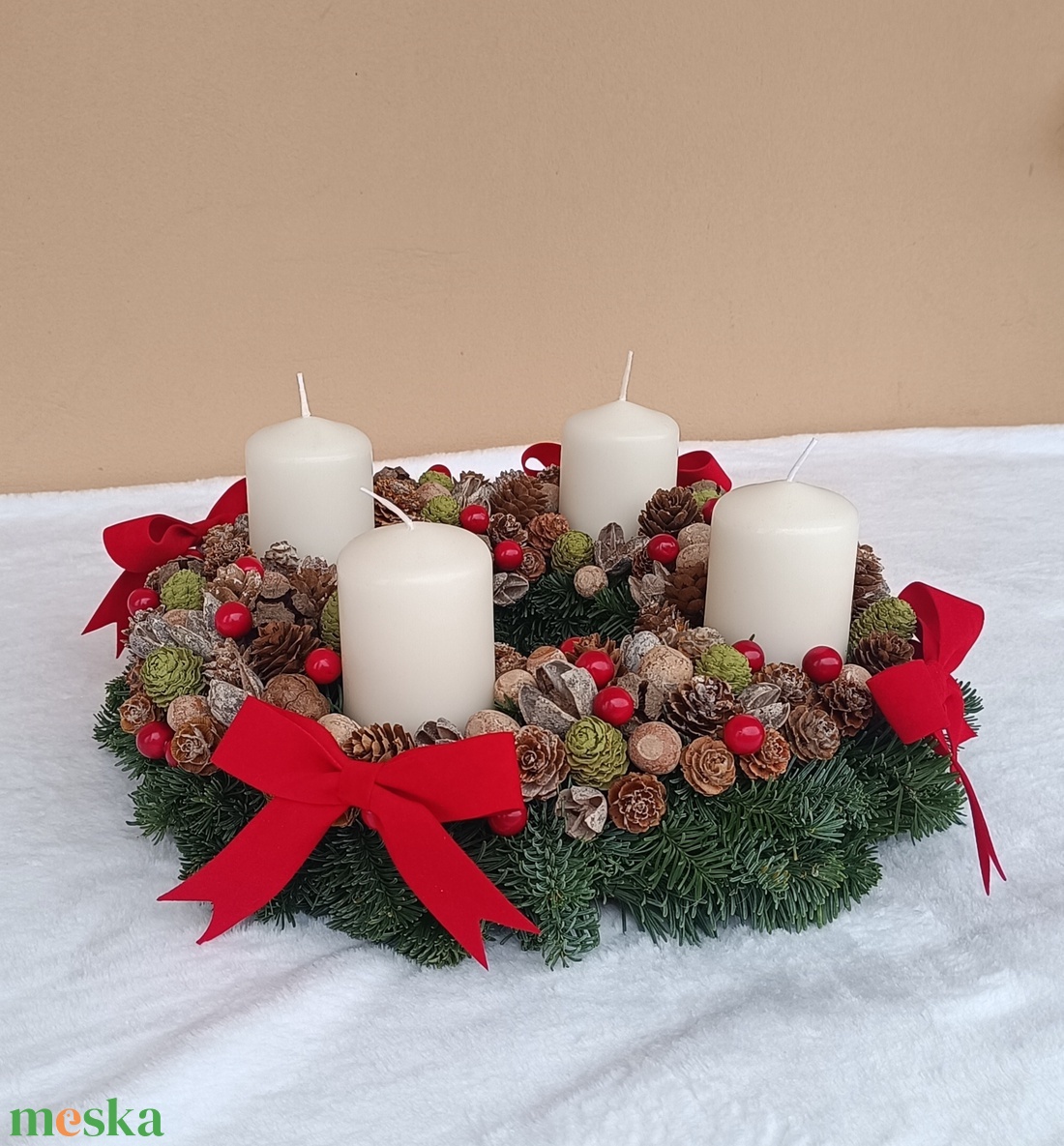 Adventi koszorú fehér színű gyertyákkal - karácsony - adventi díszek - adventi koszorú - Meska.hu