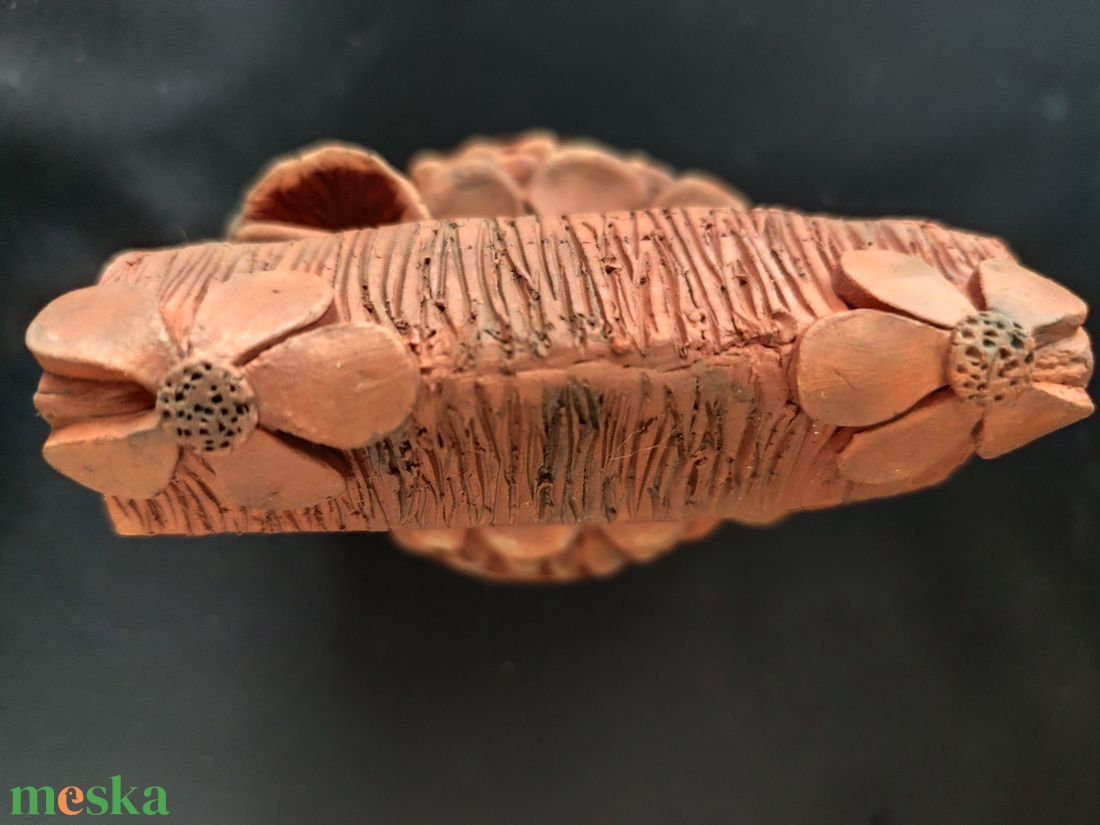 Kerámia kút vödörrel - otthon & életmód - ház & kert - kerti dísz - Meska.hu